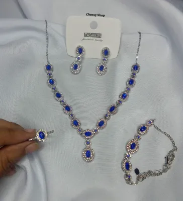 Trendy Deep Green Crystal Necklace Set